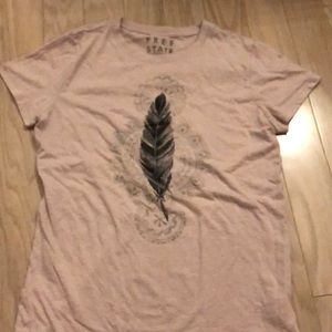 Really comfy graphic T-shirt!